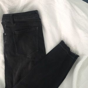 Black high rise lady jean